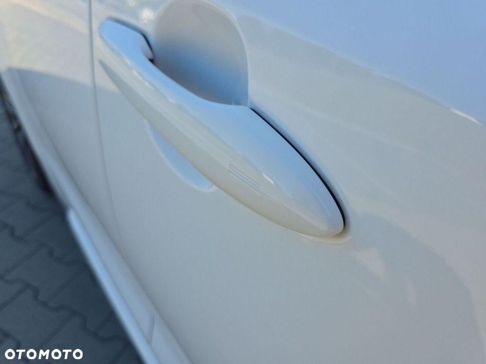 Toyota Corolla 1.8 Hybrid Style - 12