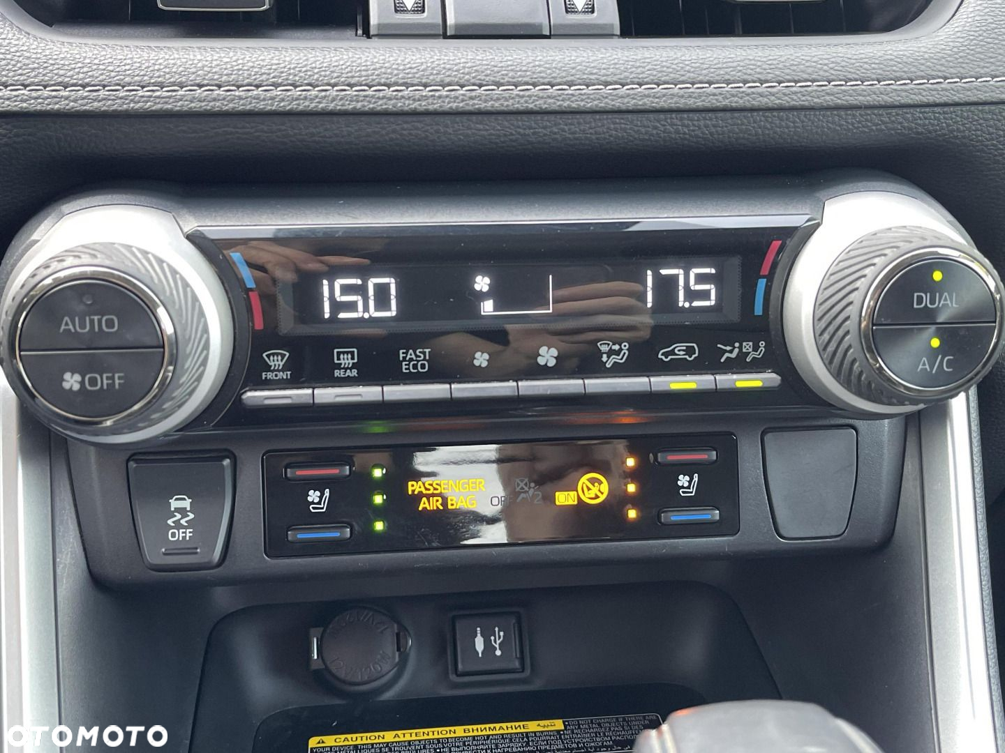 Toyota RAV4 - 22