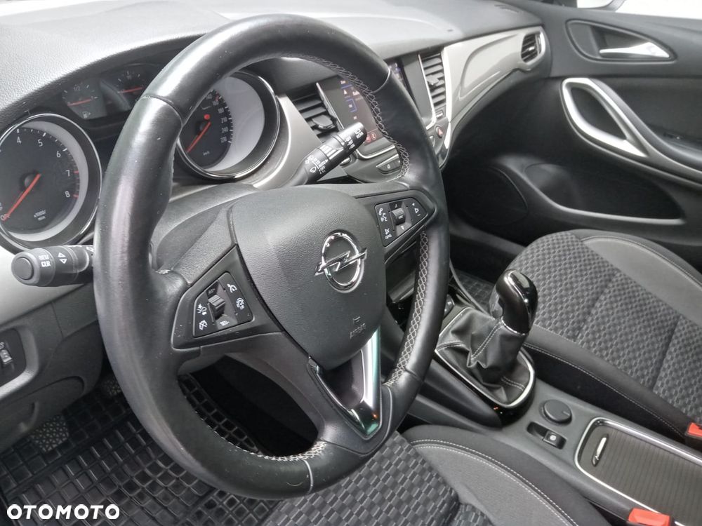 Opel Astra 1.2 T Business Edition S&S - 7