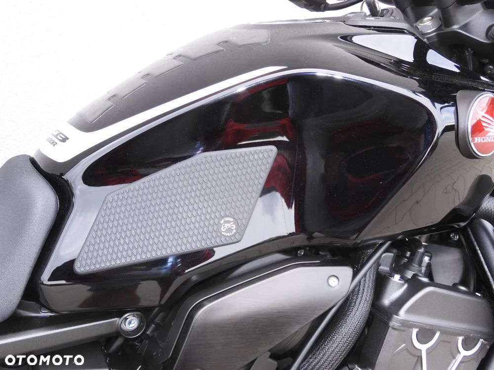 Honda CB - 24
