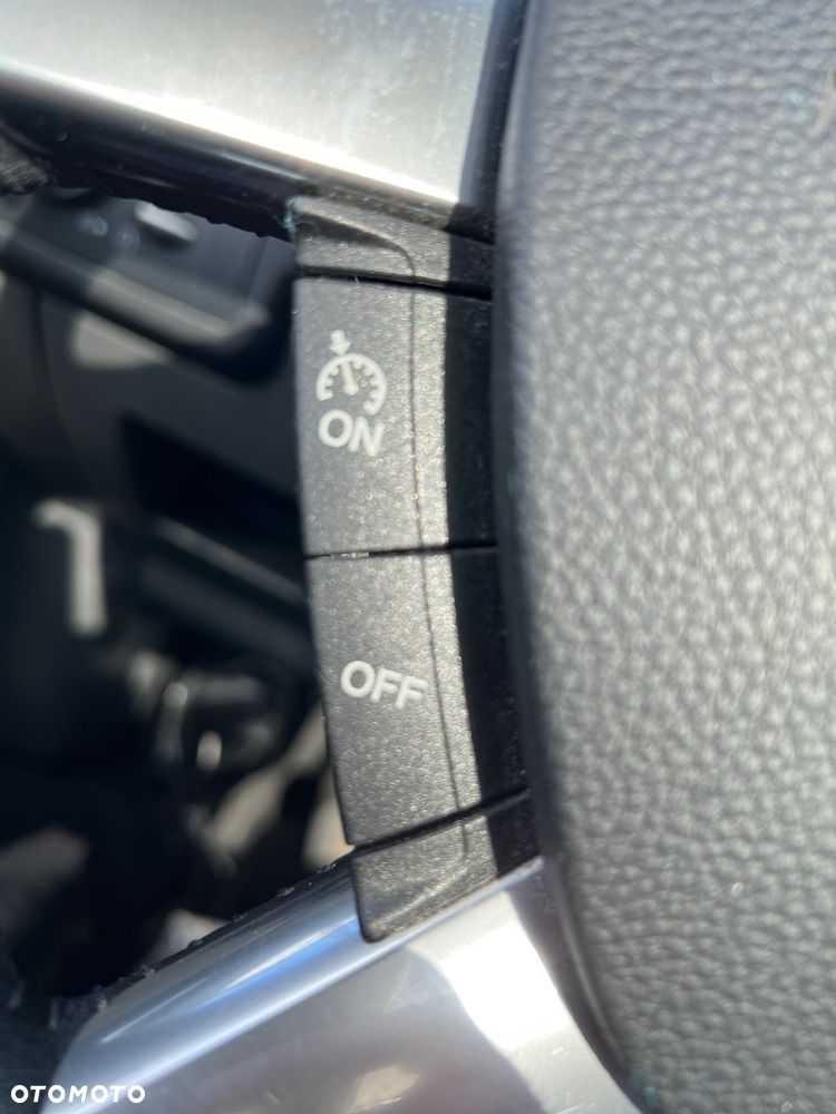 Ford Kuga 2.0 TDCi 4x4 Individual - 38