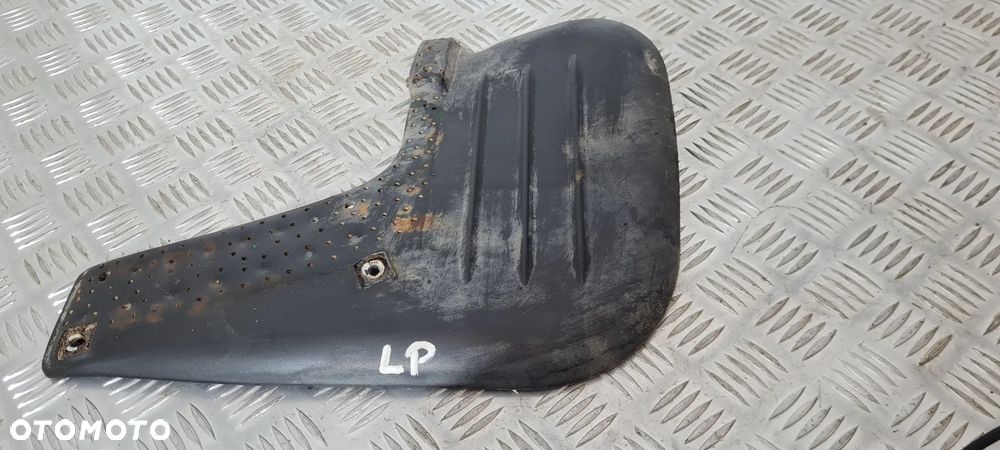 Hyundai Galloper Chlapacz Przód - 5