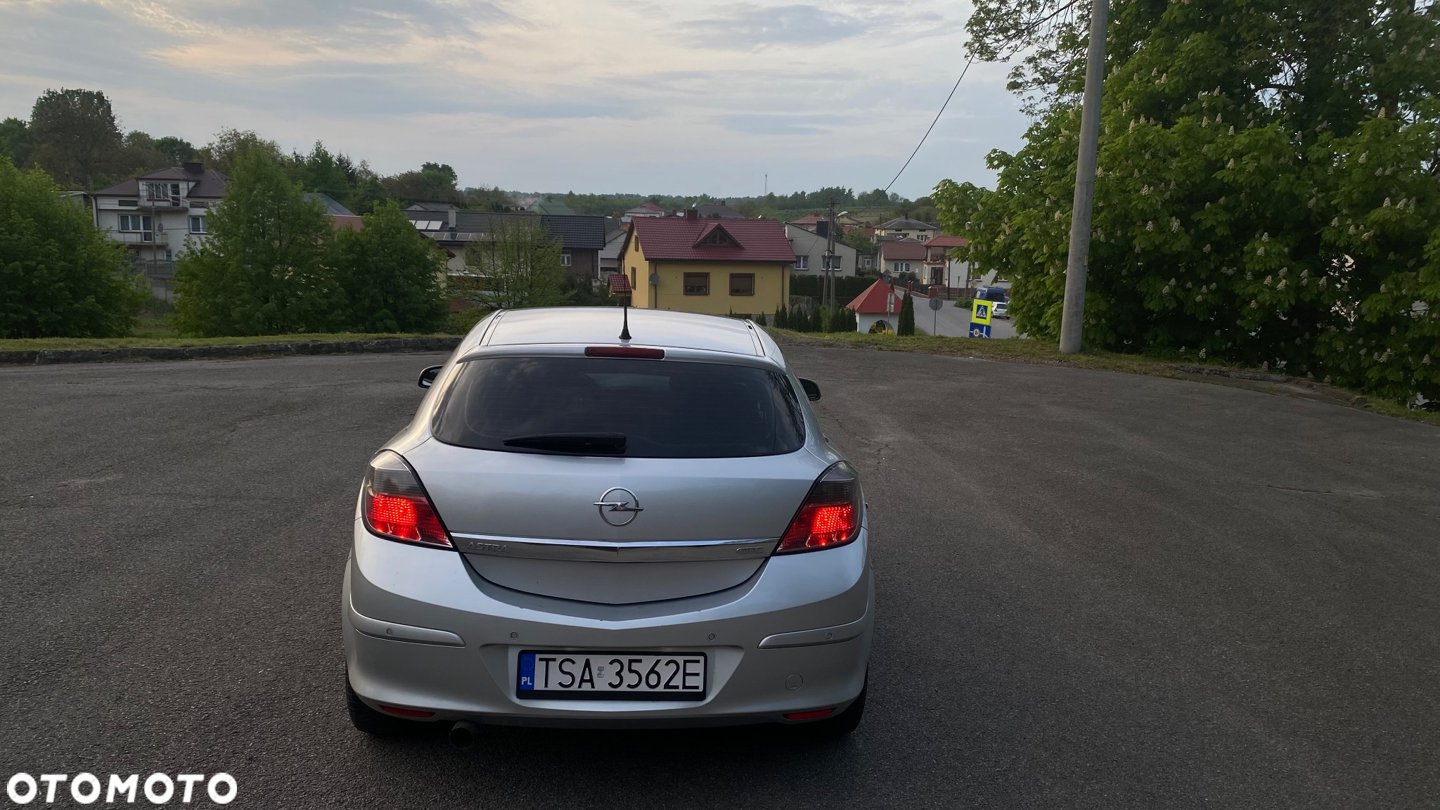 Opel Astra III GTC 1.6 Sport - 4