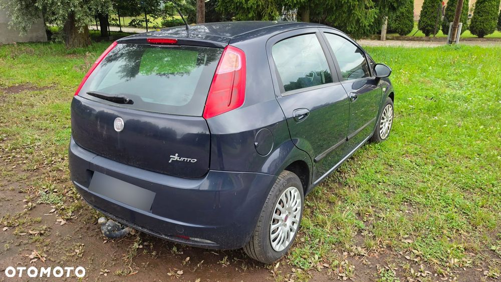 Fiat Grande Punto Actual 1.4 8V Estiva Blue&Me - 3