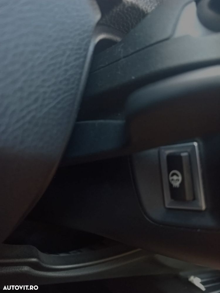 BMW Seria 3 320d Aut. - 6