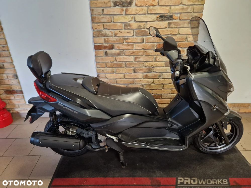 Yamaha X-max - 35