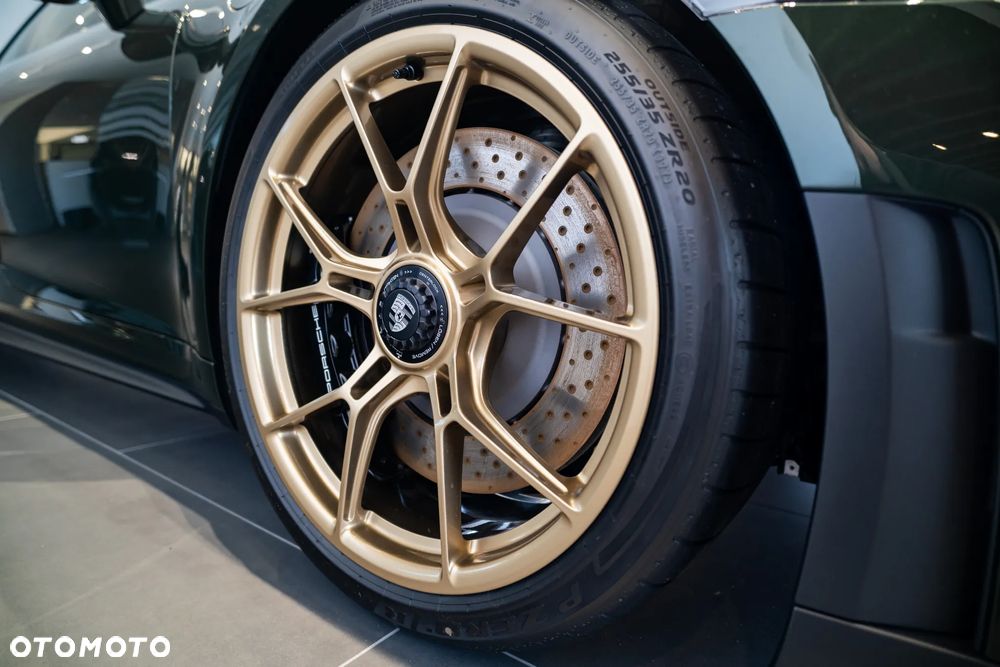 Porsche 911 GT3 Touring PDK - 21