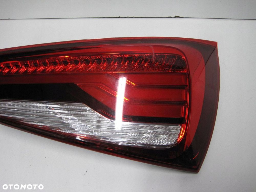 LAMPA TYLNA TYŁ PRAWA AUDI A1 S1 8XA945094A - 2