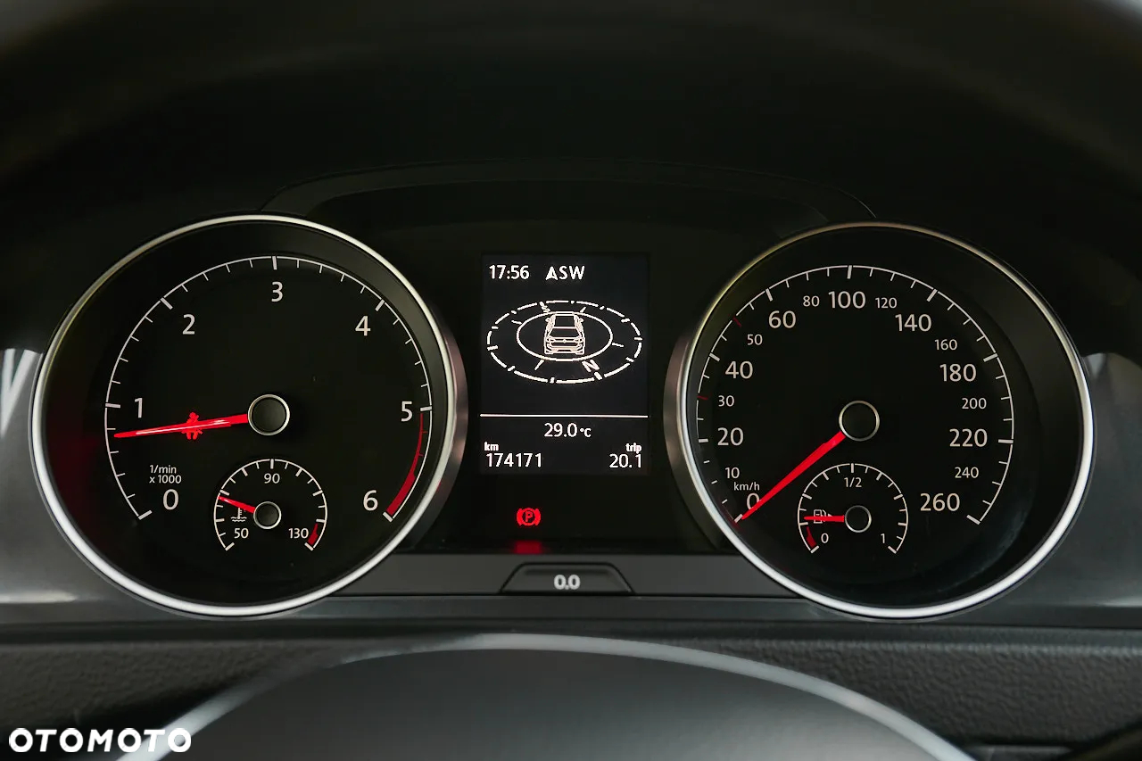 Volkswagen Golf VII 1.6 TDI BMT Highline - 26