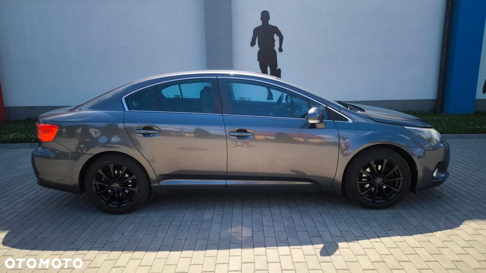Toyota Avensis 1.8 Premium MS - 5