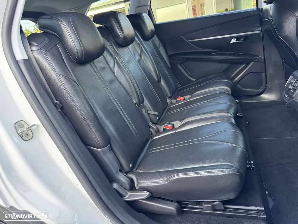 Peugeot 5008 1.2 PureTech Allure - 53