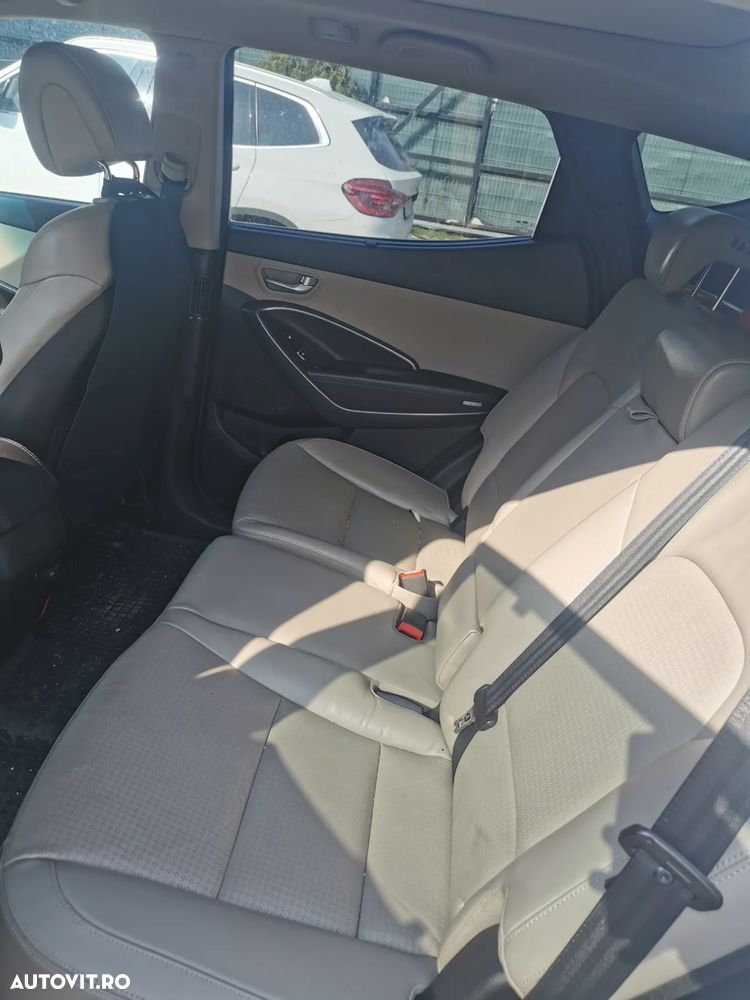 Hyundai Santa Fe 2.2 CRDi 4WD Luxury+ - 9