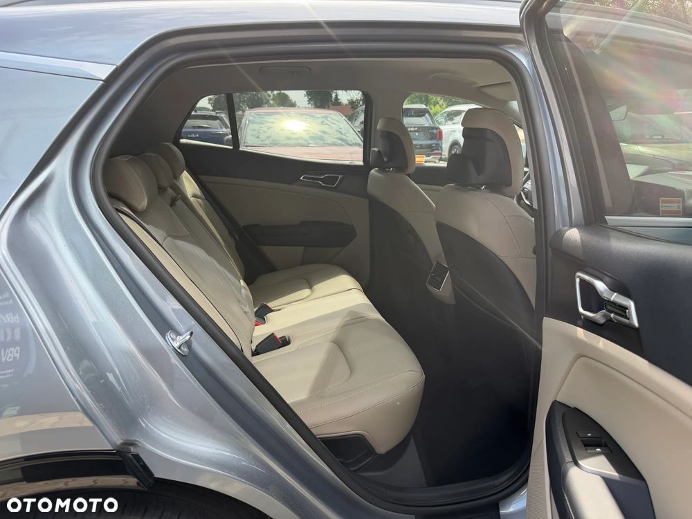 Kia Sportage 1.6 T-GDI Business Line 4WD DCT - 11