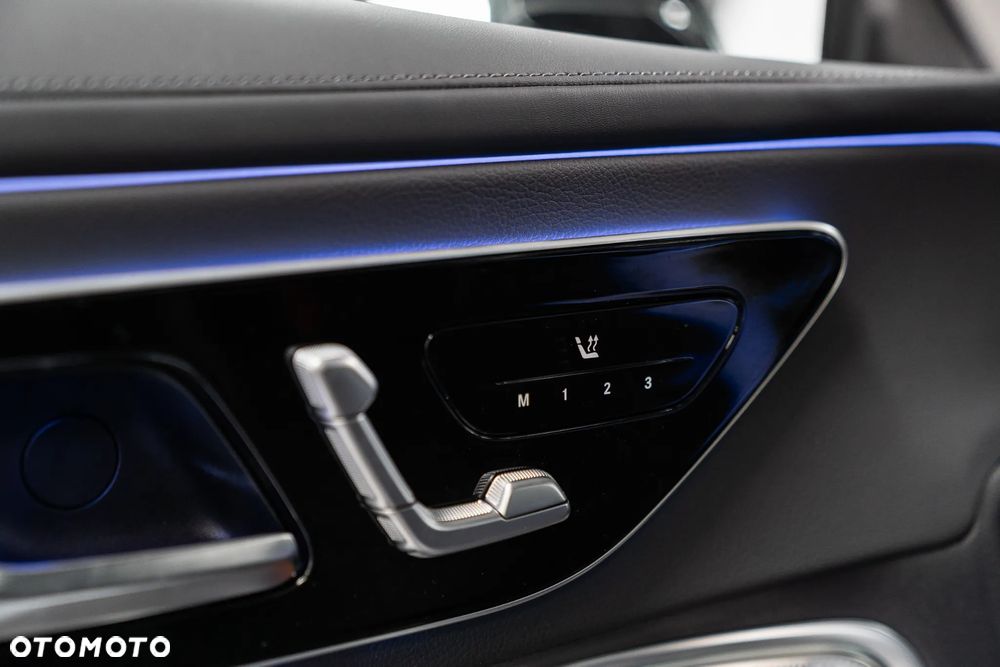 Mercedes-Benz CLE 300 mHEV 4-Matic AMG Line - 23