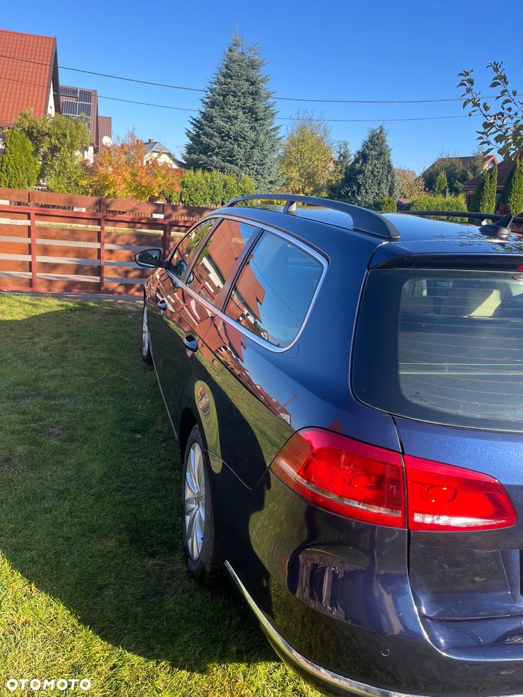 Volkswagen Passat 1.6 TDI Comfortline - 6