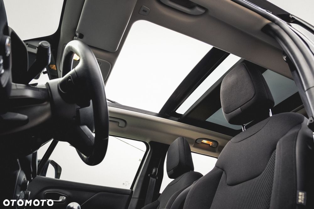 Jeep Renegade 1.0 T-GDI Night Eagle - 16