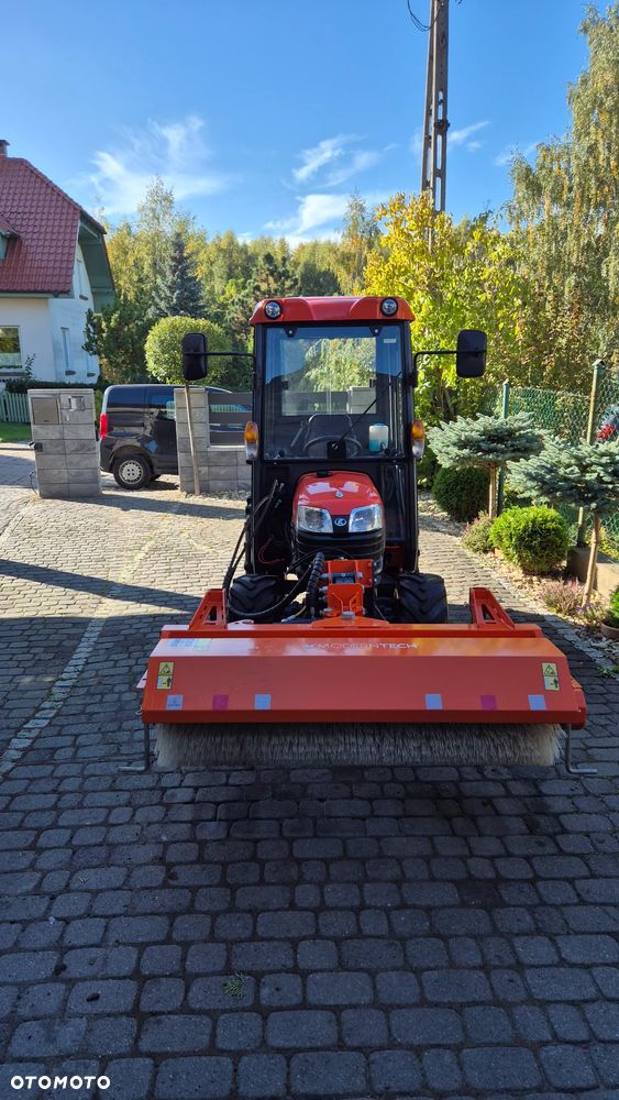 Kubota B 1181 - 9