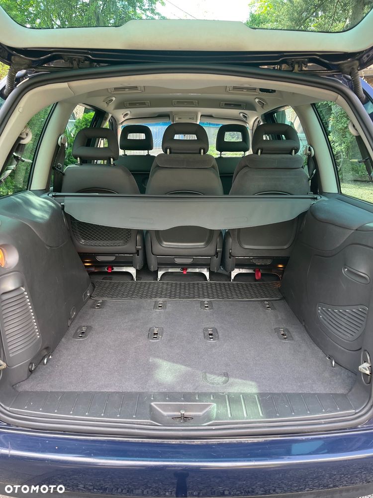 Volkswagen Sharan 1.9 TDI Automatik Comfortline - 27