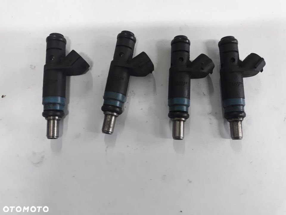 Wtryski Wtrysk VW AUDI SEAT SKODA 2.0 ALT 06B133551K A6 C5 A4 B6 B7 PASSAT B5