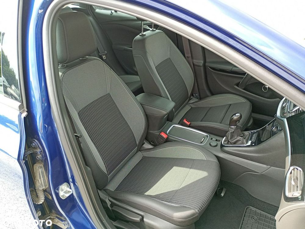 Opel Astra 1.5 CDTI Elegance S&S - 28