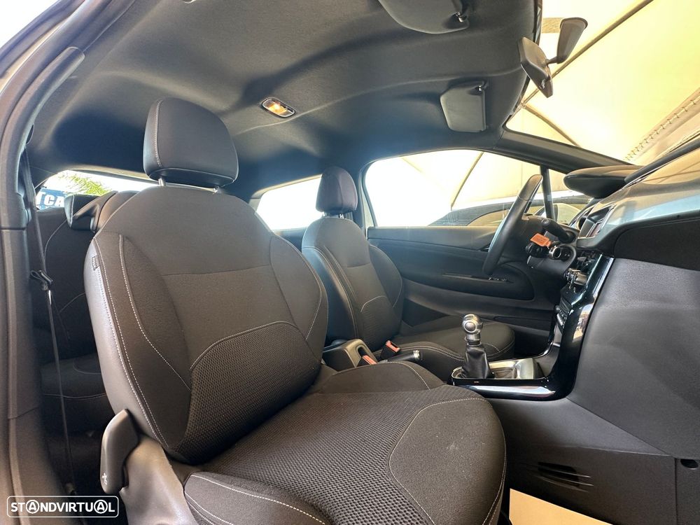 Citroën DS3 1.2 PureTech Chic - 18