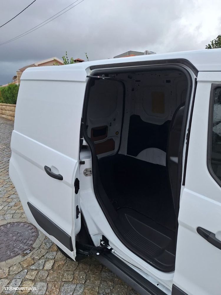 Ford Transit Connect - 13