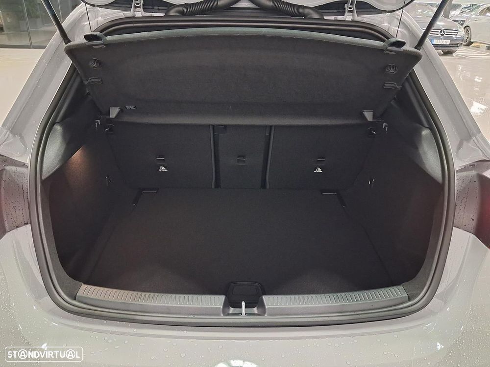 Mercedes-Benz A 180 - 12