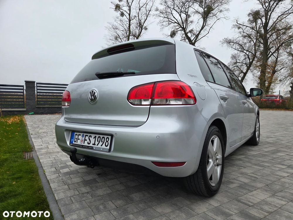 Volkswagen Golf - 10