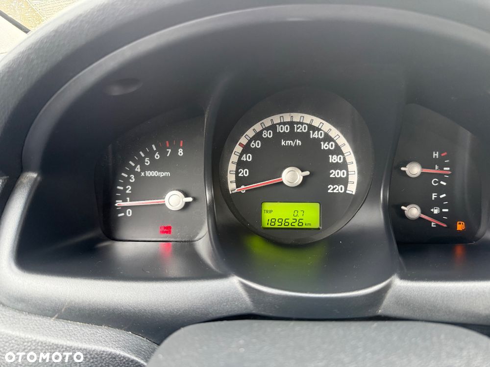 Kia Sportage 2.0 Expedition + - 19