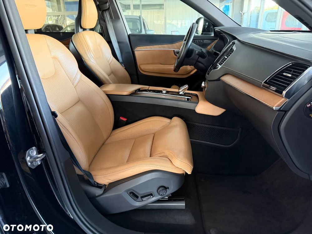 Volvo XC 90 B5 D AWD Inscription - 39