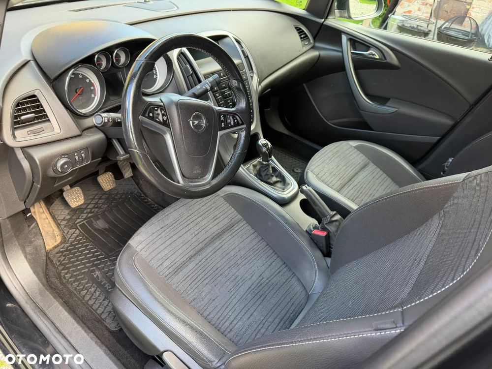 Opel Astra 1.4 T EU6 - 8