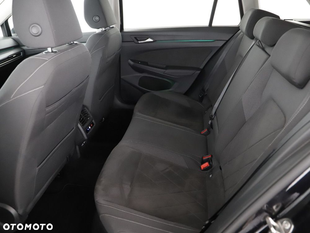 Volkswagen Golf Variant - 8