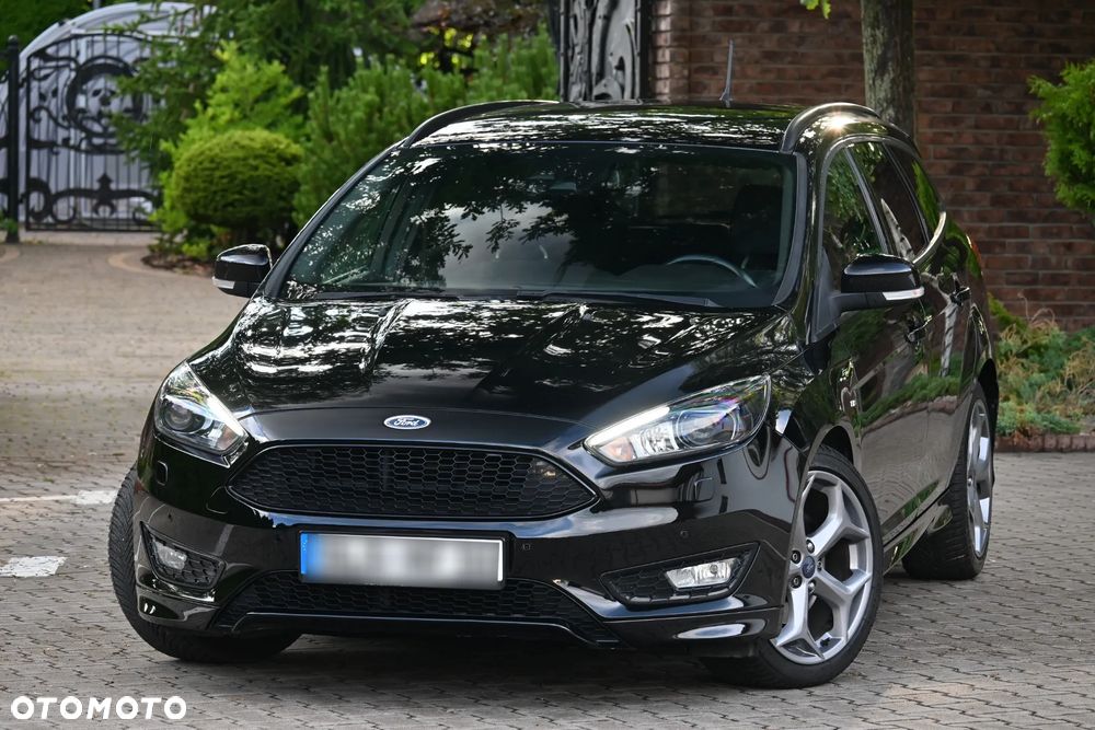 Ford Focus 1.5 EcoBoost Start-Stopp-System ST-LINE - 1