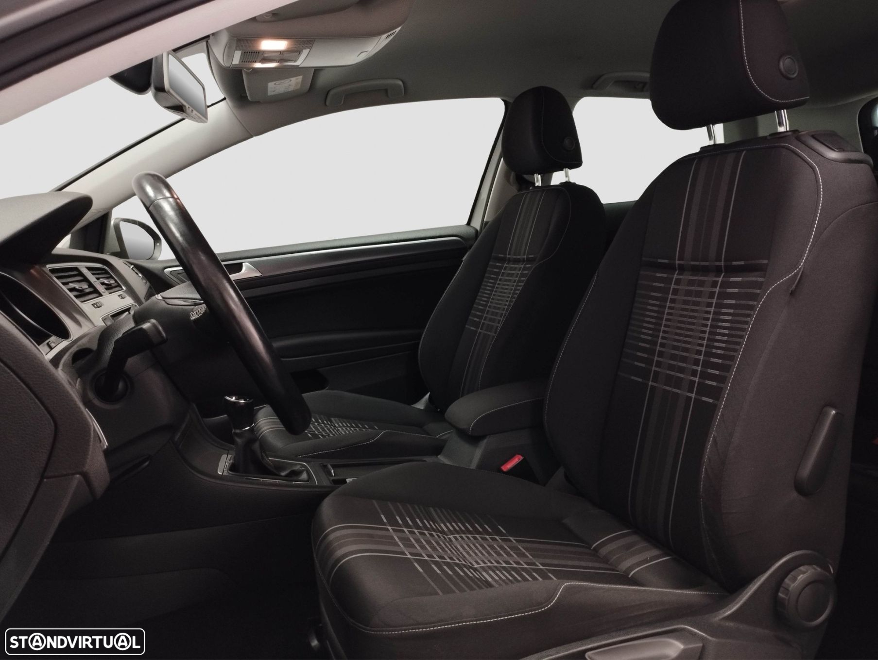 VW Golf 1.6 TDi BlueMotion Trendline - 7