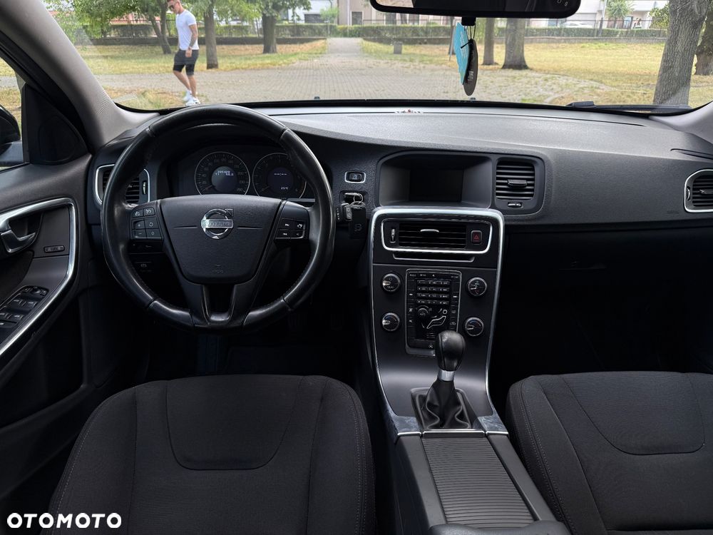 Volvo V60 D2 - 18