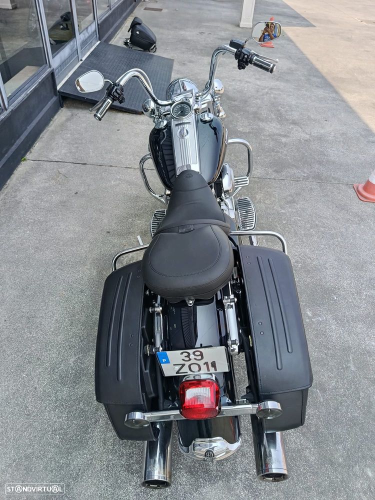 Harley-Davidson Road King Classic - 11