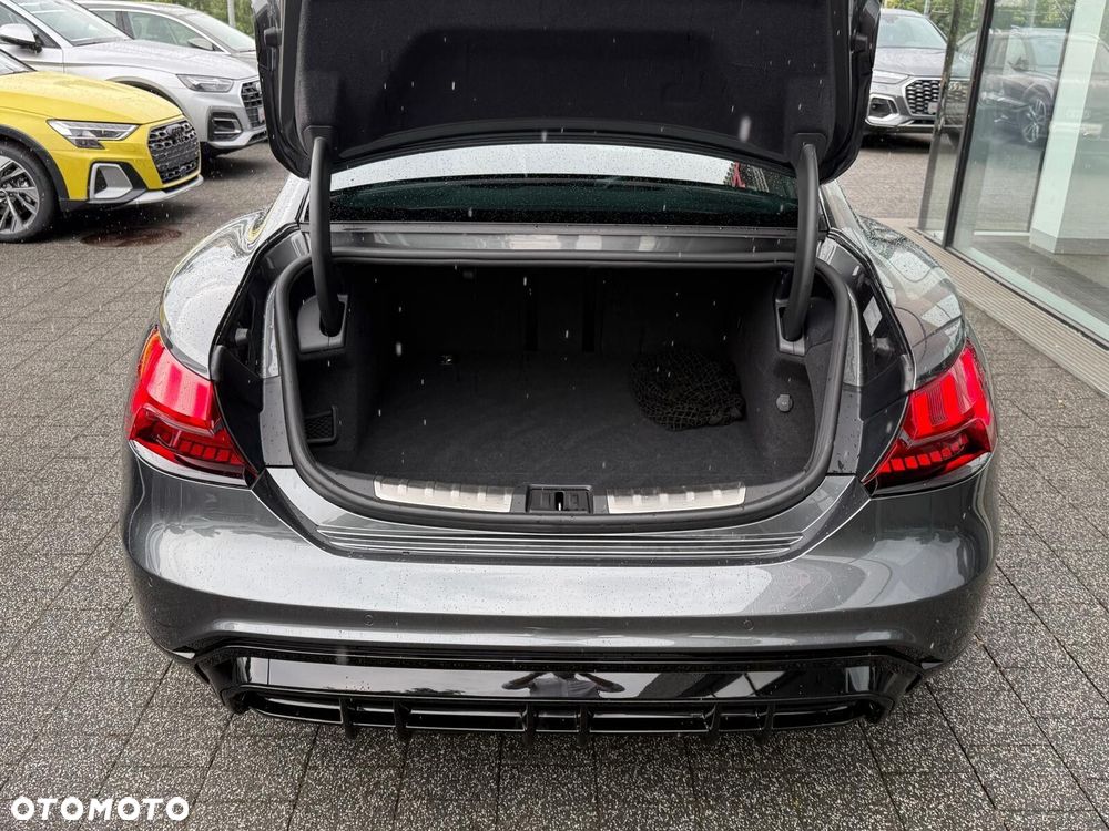 Audi e-tron GT - 20