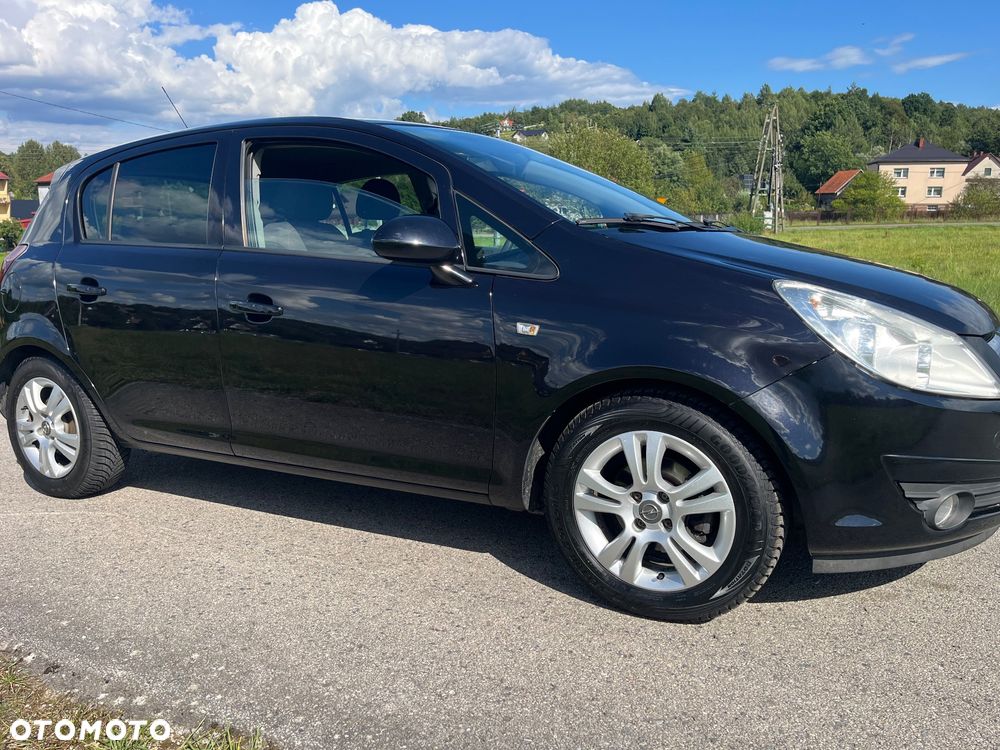 Opel Corsa 1.4 16V Essentia - 16