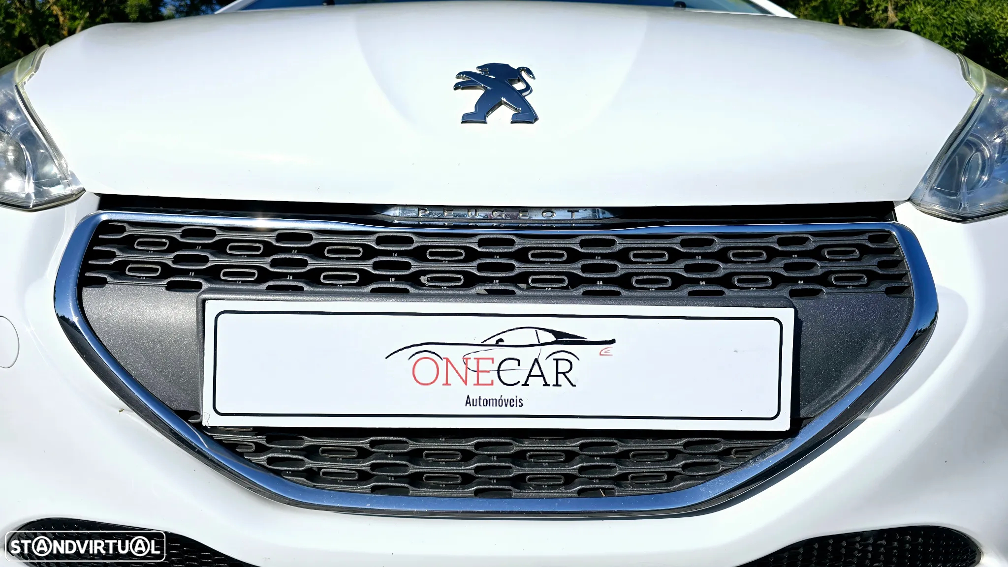 Peugeot 208 1.6 e-HDi Allure 2-Tronic - 9