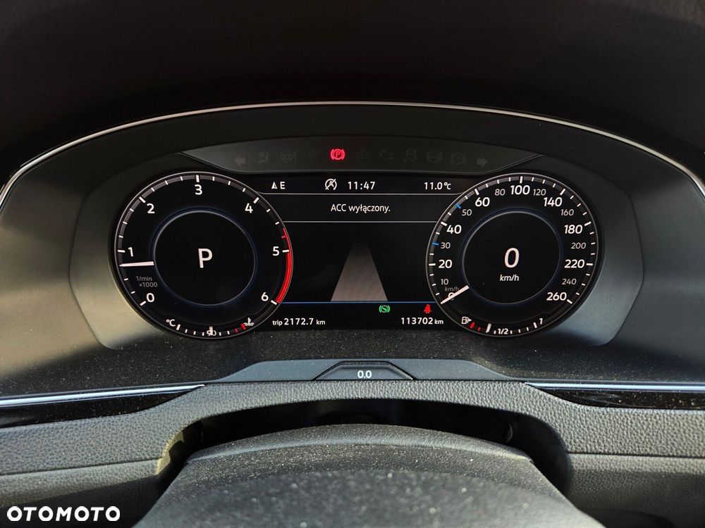 Volkswagen Passat - 25