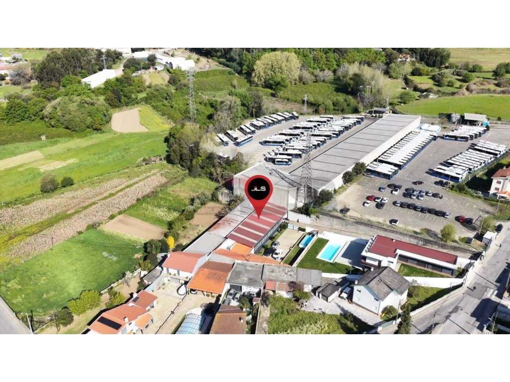 Armazém em Fânzeres com excelente área e acessos - Oportunidade de ... - Grande imagem: 2/13