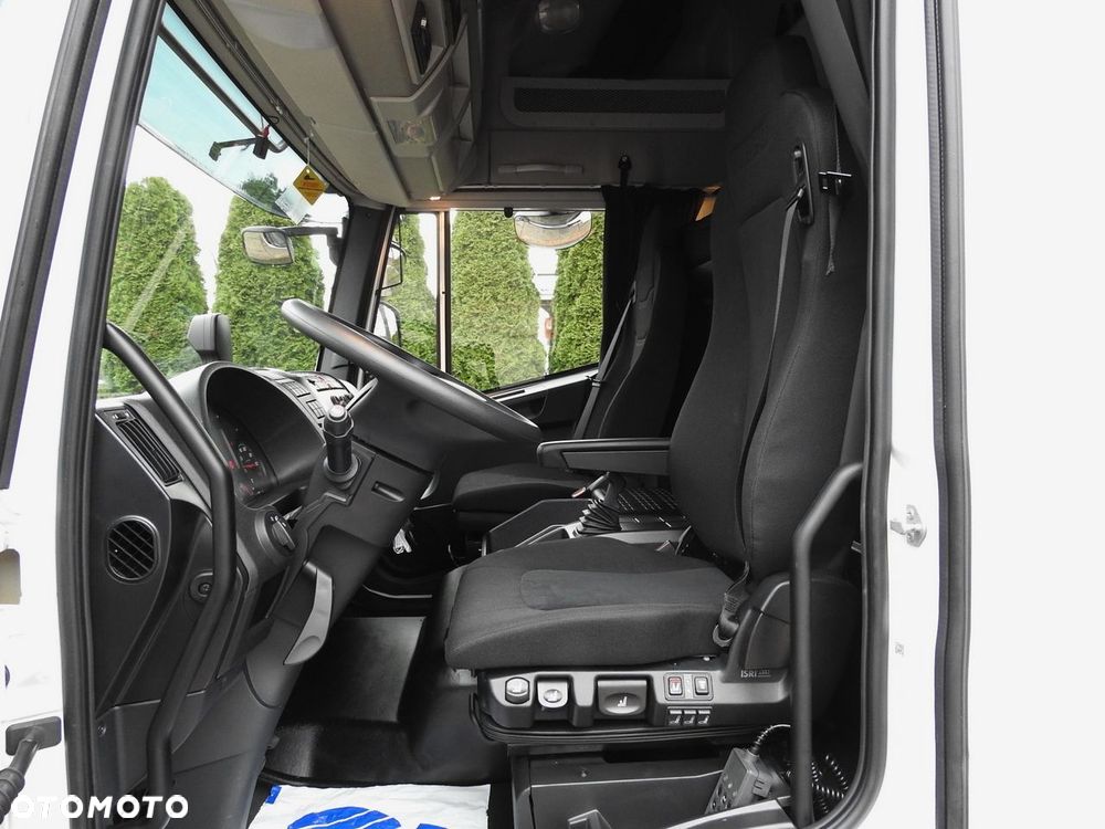 Iveco EUROCARGO 120-250 NOWY PLANDEKA WINDA 18 PALET WEBASTO KLIMATYZACJA TEMPOMAT LEDY PNEUMATYKA AUTOMAT 250KM - 32