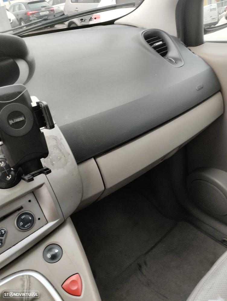 Renault Scénic 1.5 dCi Dynamique Luxe - 5