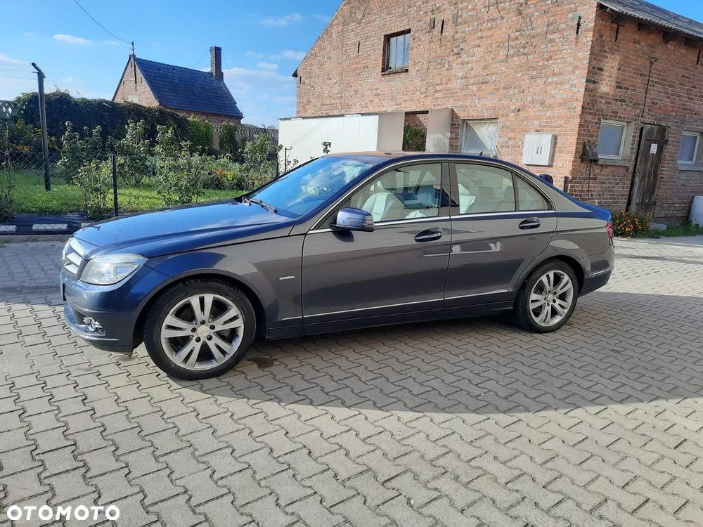 Mercedes-Benz Klasa C 220 CDI Avantgarde - 10