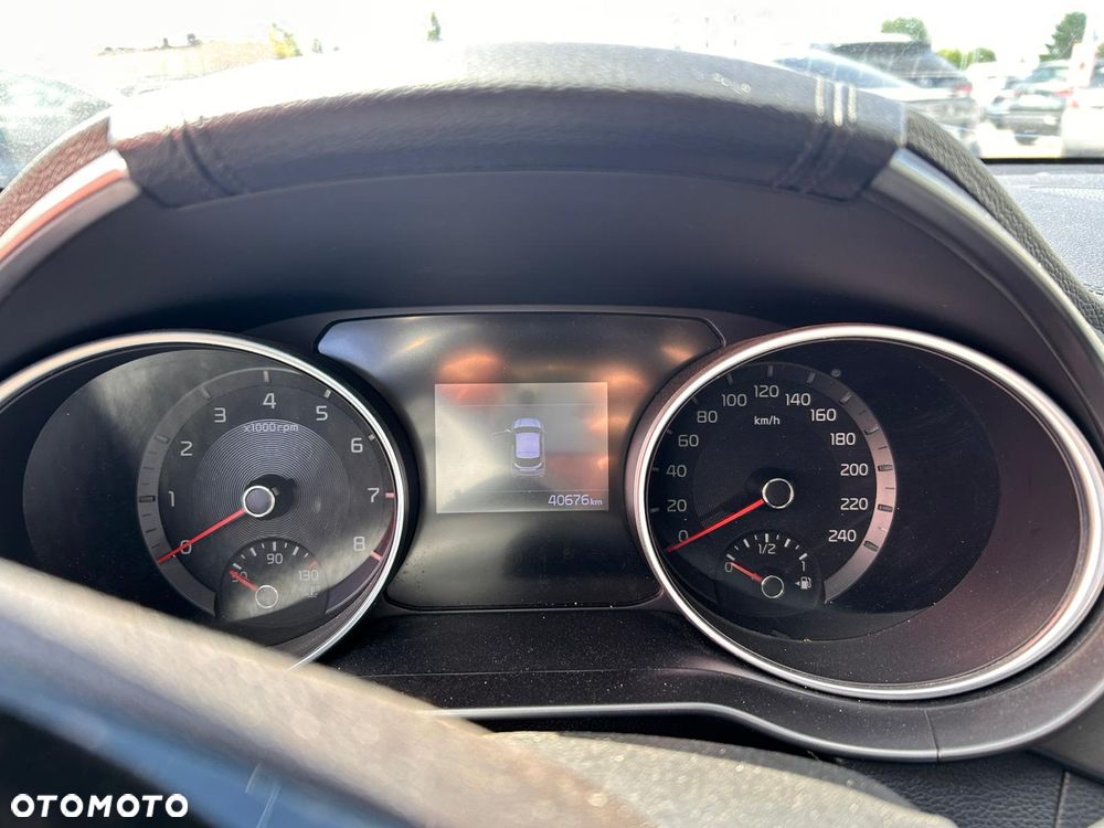 Kia XCeed 1.5 T-GDI M - 12