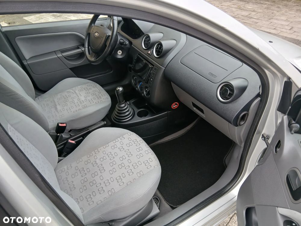 Ford Fiesta 1.4 Fun - 7