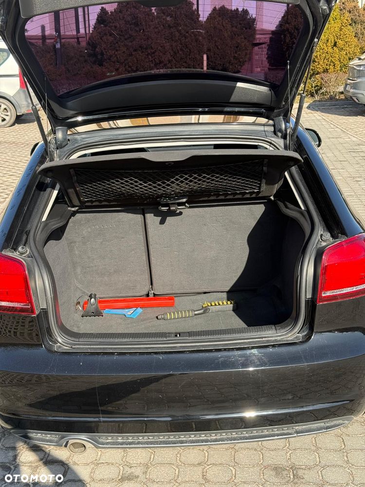 Audi A3 3-drzwiowe 1.6 TDI DPF Ambition - 12