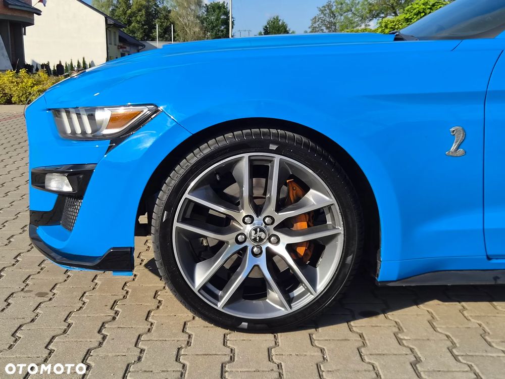 Ford Mustang - 31