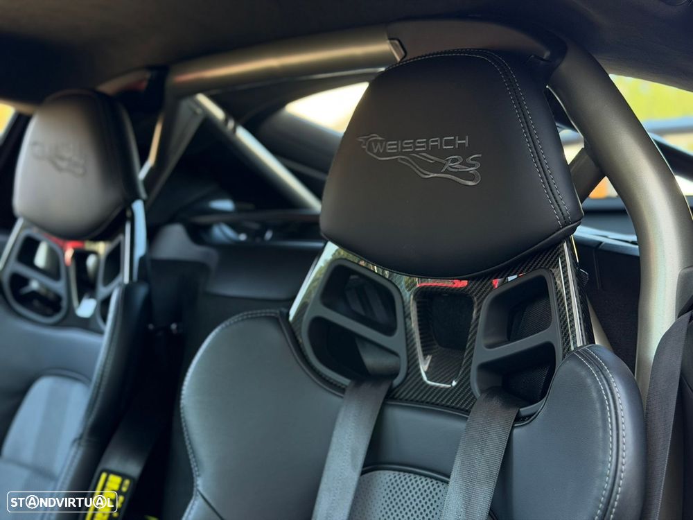 Porsche 718 Cayman GT4 RS - 42