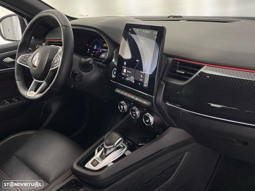 Renault Arkana 1.6 E-Tech R.S.Line - 23